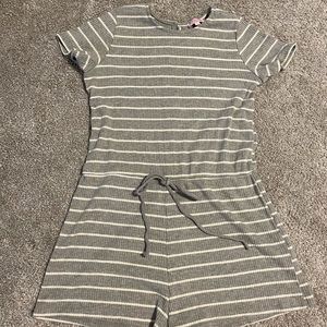 Pink Lily Gray Romper